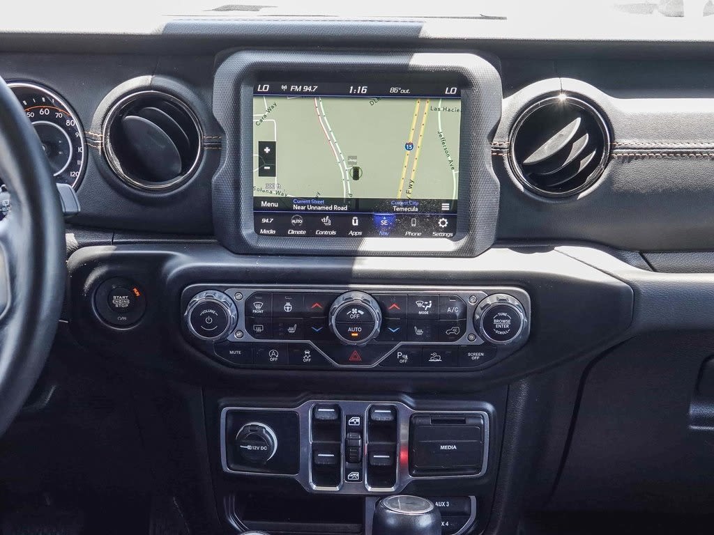 Thumbnail: 2021 Jeep Wrangler - 14