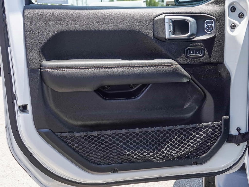 Thumbnail: 2021 Jeep Wrangler - 23