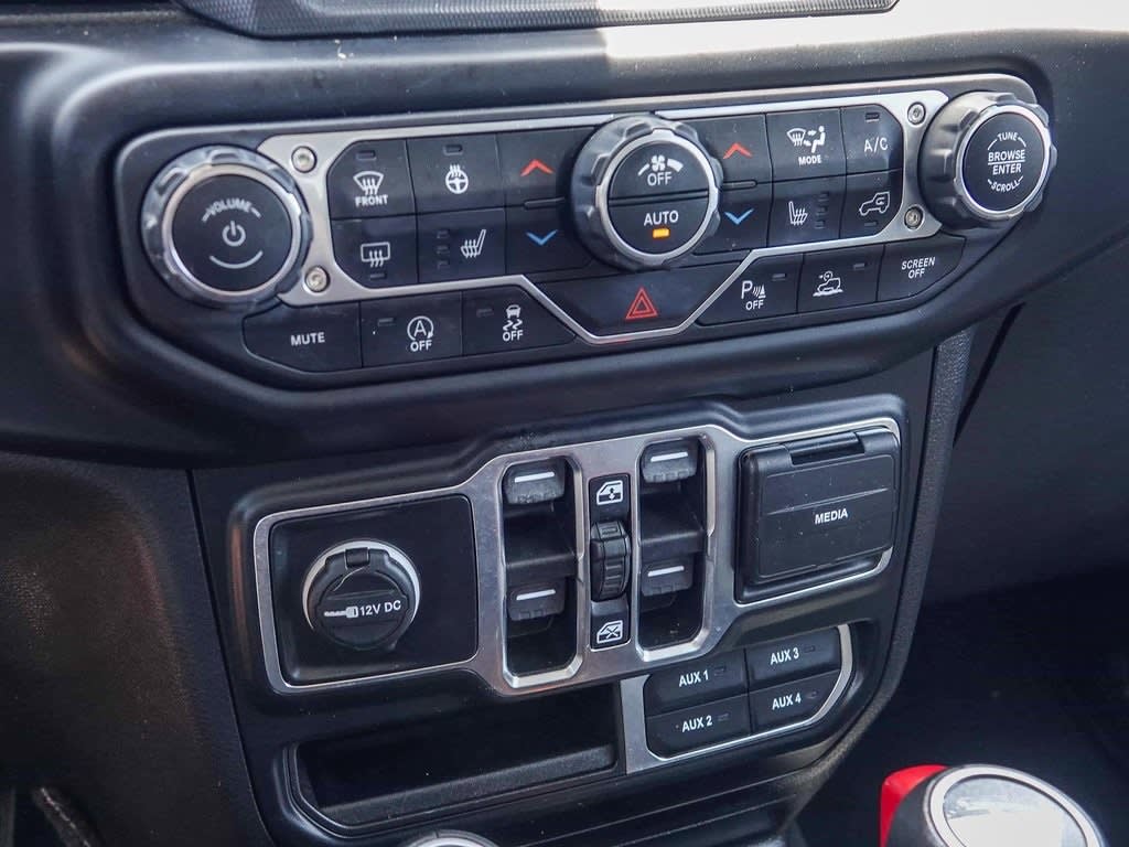Thumbnail: 2021 Jeep Wrangler - 25