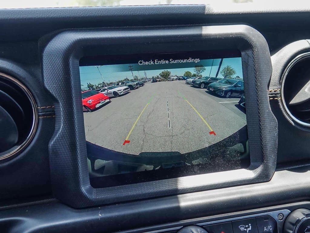 Thumbnail: 2021 Jeep Wrangler - 26