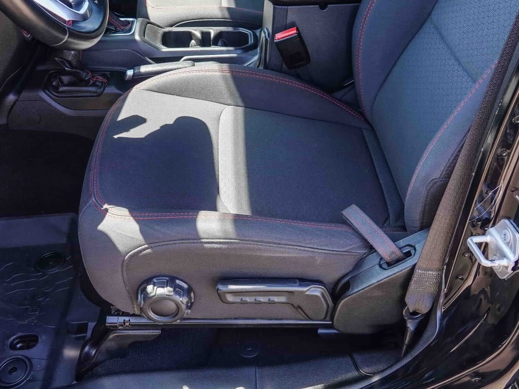 Thumbnail: 2022 Jeep Wrangler - 24