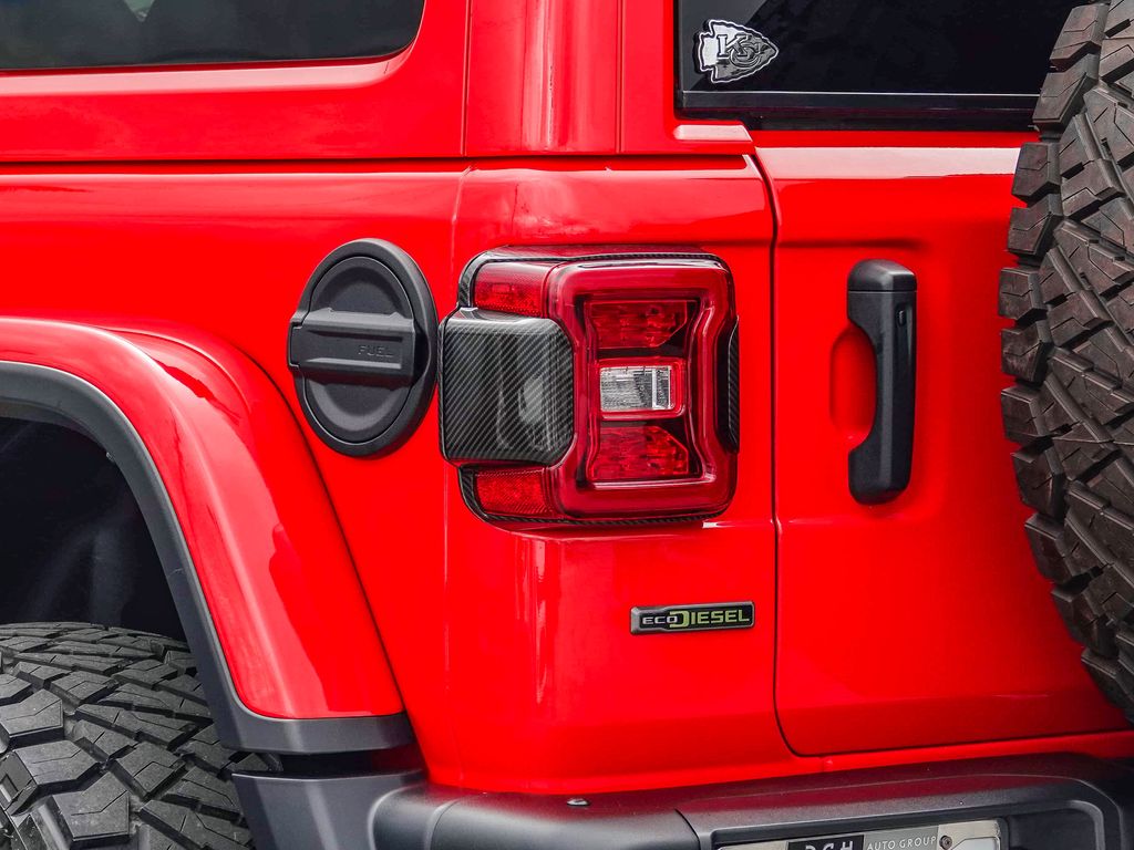 Thumbnail: 2023 Jeep Wrangler - 20