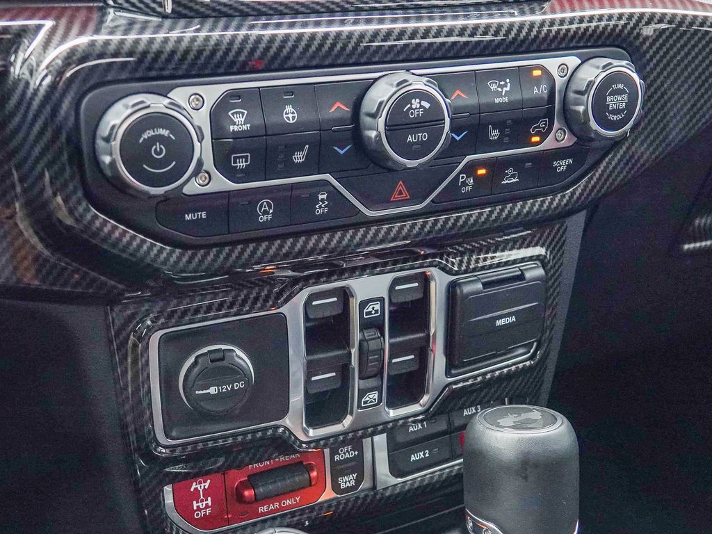 Thumbnail: 2023 Jeep Wrangler - 25