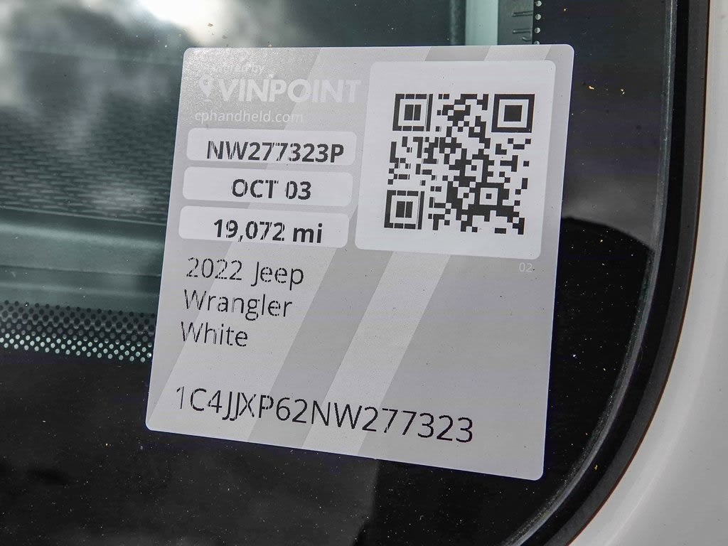 Thumbnail: 2022 Jeep Wrangler - 29