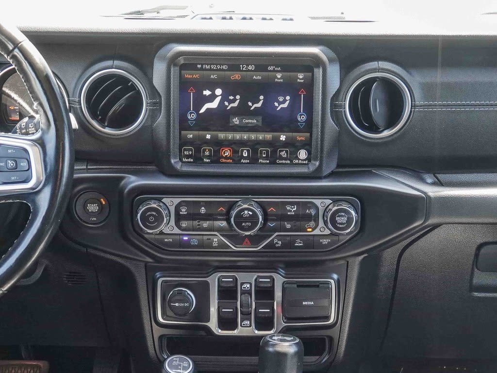 Thumbnail: 2021 Jeep Wrangler - 13