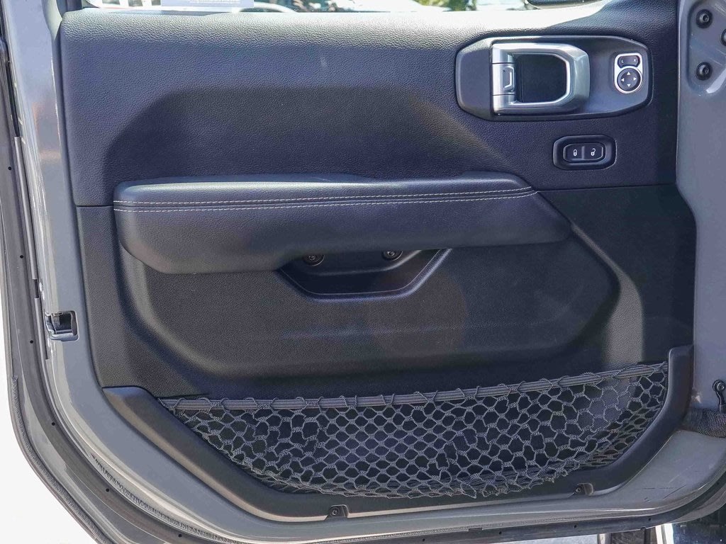 Thumbnail: 2021 Jeep Wrangler - 25