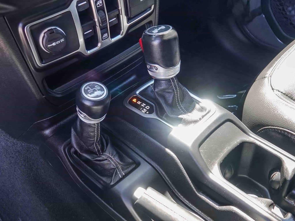 Thumbnail: 2021 Jeep Wrangler - 14