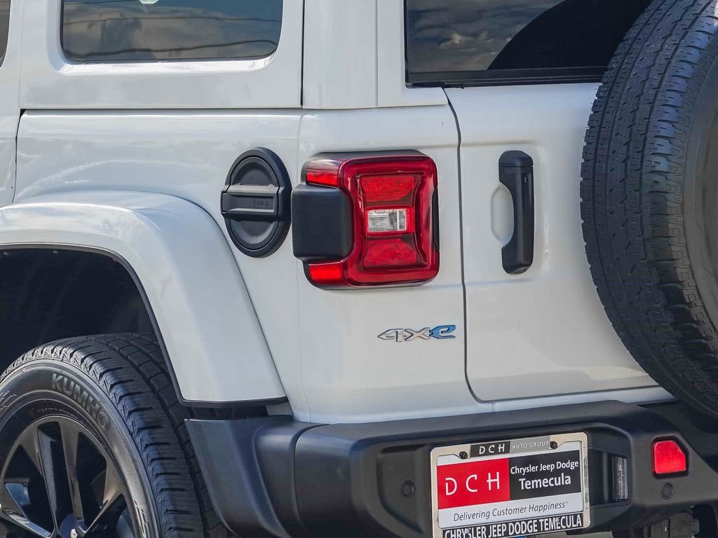 Thumbnail: 2022 Jeep Wrangler - 7