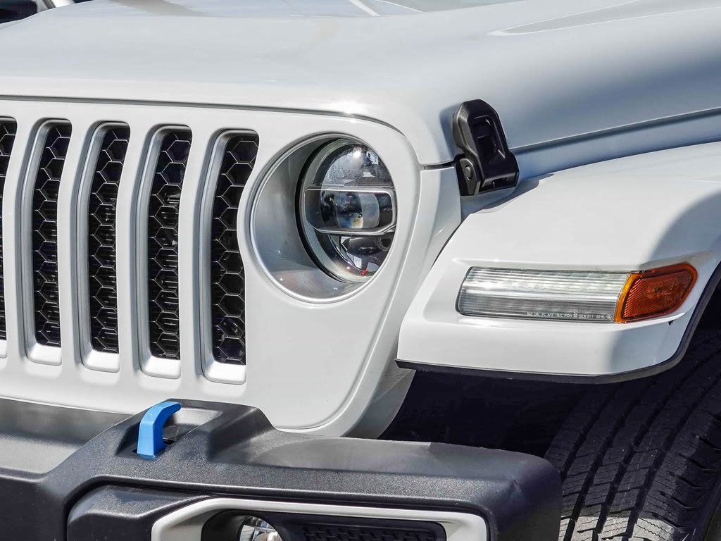 Thumbnail: 2022 Jeep Wrangler - 20