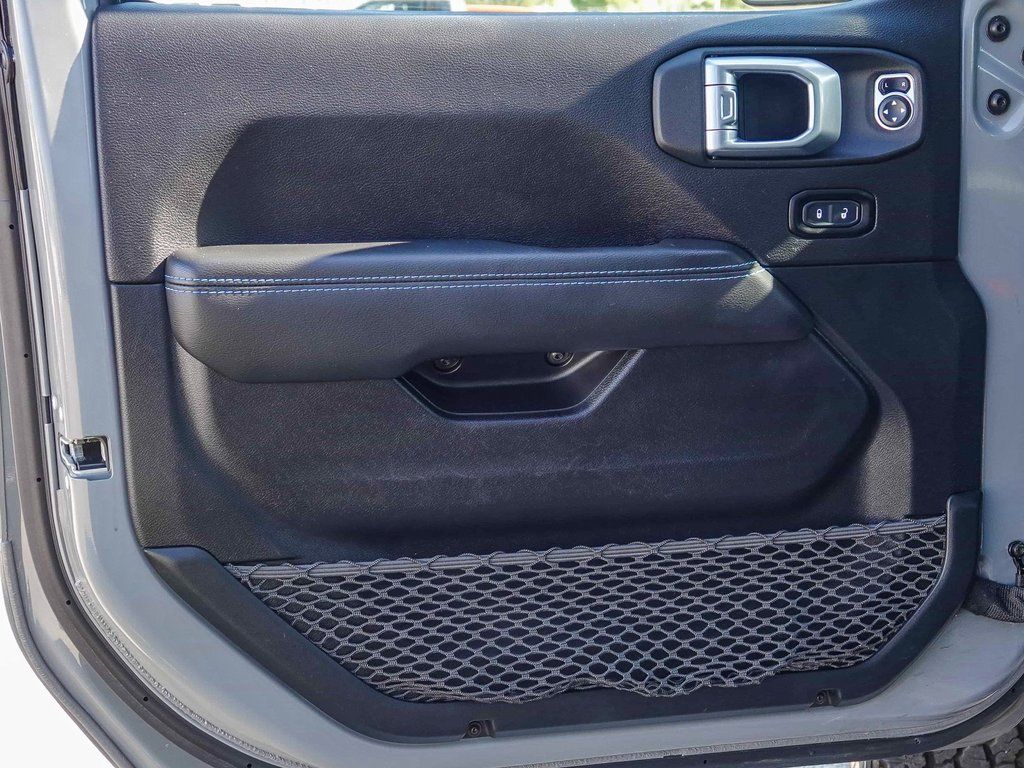 Thumbnail: 2021 Jeep Wrangler - 23