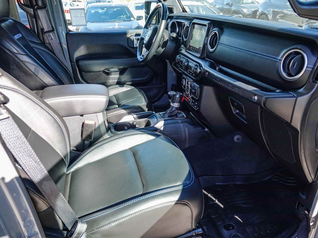 Thumbnail: 2021 Jeep Wrangler - 9