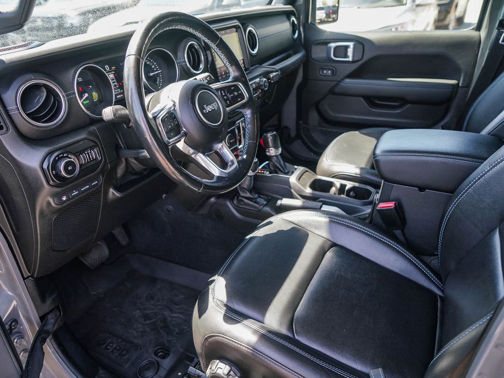 Thumbnail: 2021 Jeep Wrangler - 9