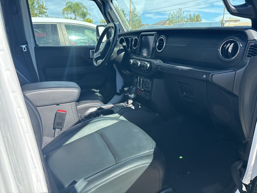 Thumbnail: 2022 Jeep Wrangler - 6