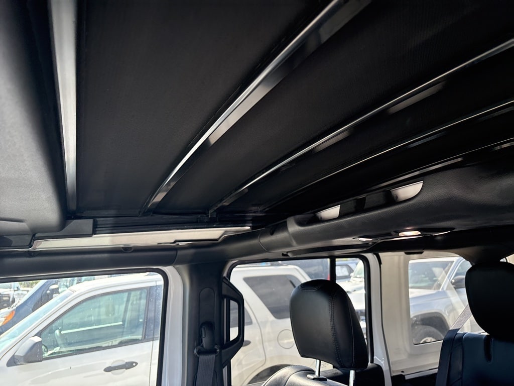 Thumbnail: 2022 Jeep Wrangler - 12