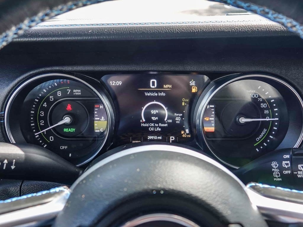 Thumbnail: 2022 Jeep Wrangler - 16