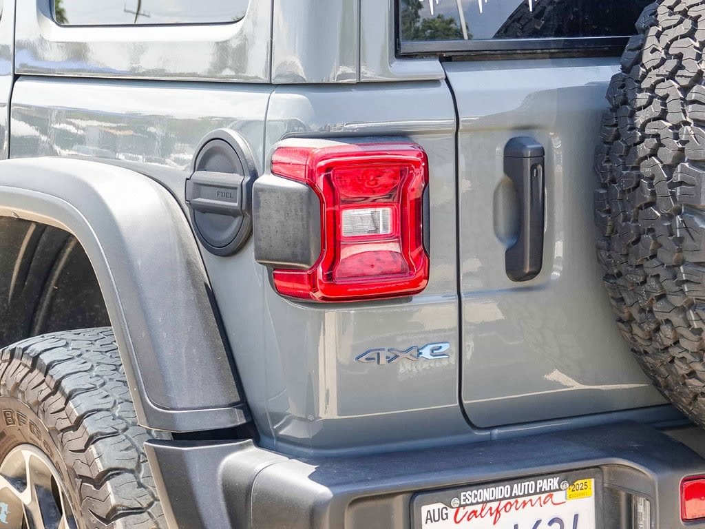 Thumbnail: 2022 Jeep Wrangler - 14