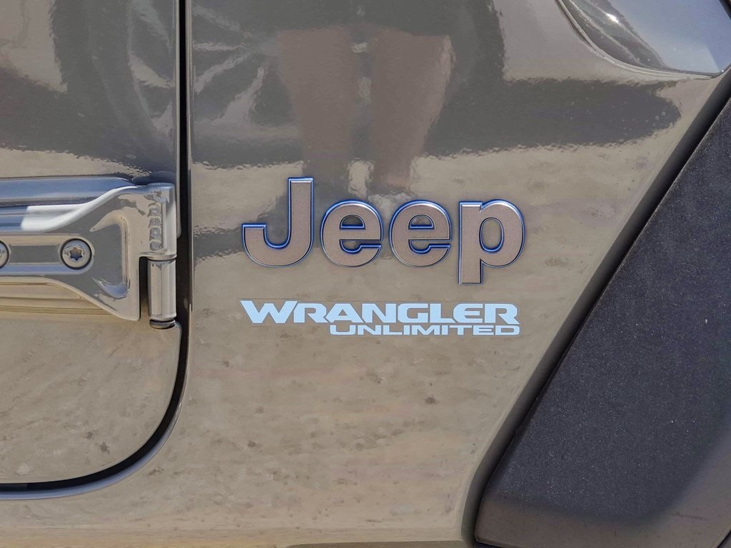 Thumbnail: 2022 Jeep Wrangler - 10