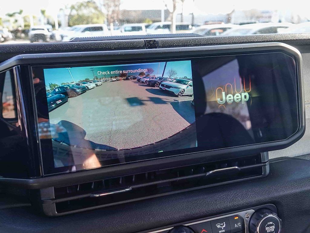 Thumbnail: 2026 Jeep Wrangler - 26