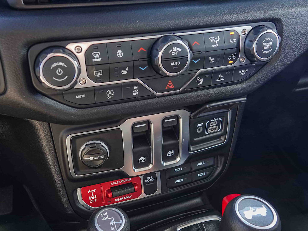 Thumbnail: 2026 Jeep Wrangler - 25