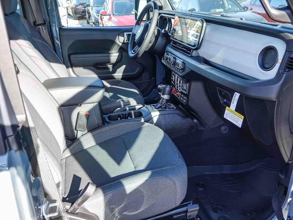 Thumbnail: 2026 Jeep Wrangler - 10