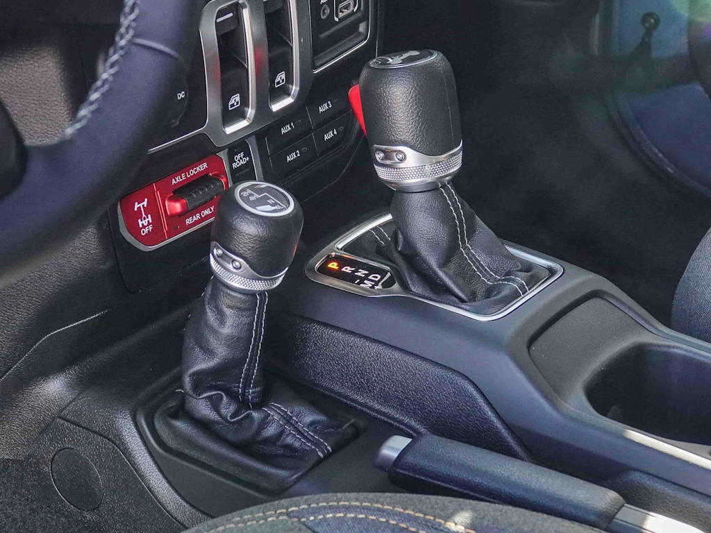 Thumbnail: 2026 Jeep Wrangler - 14