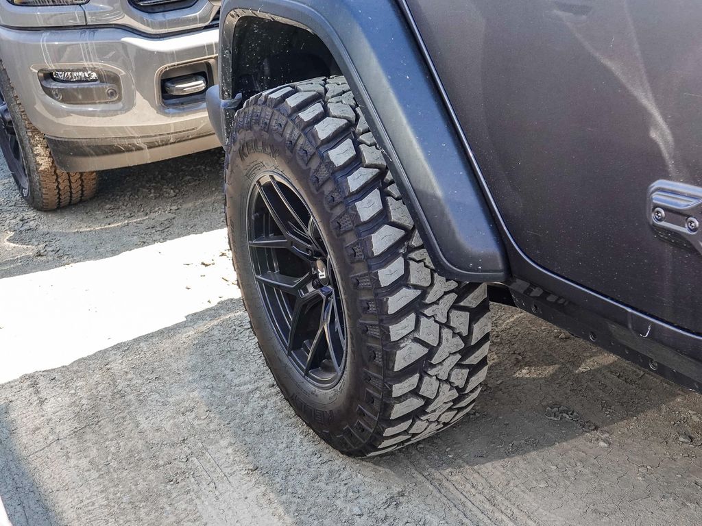 Thumbnail: 2026 Jeep Wrangler - 7
