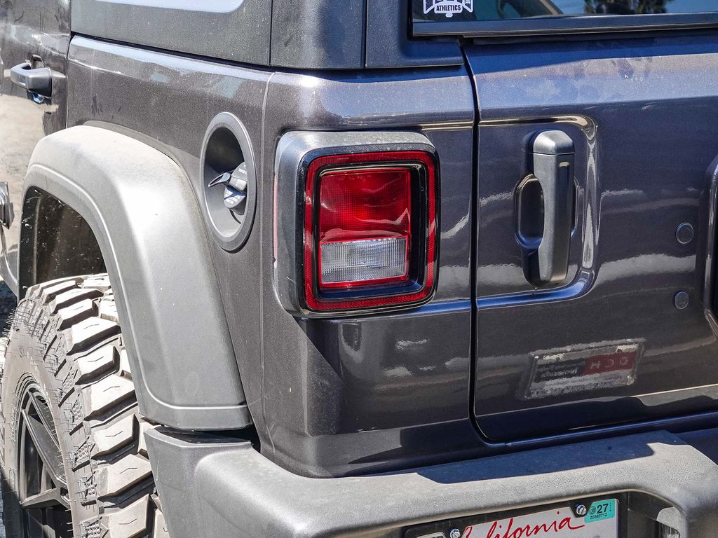 Thumbnail: 2026 Jeep Wrangler - 14