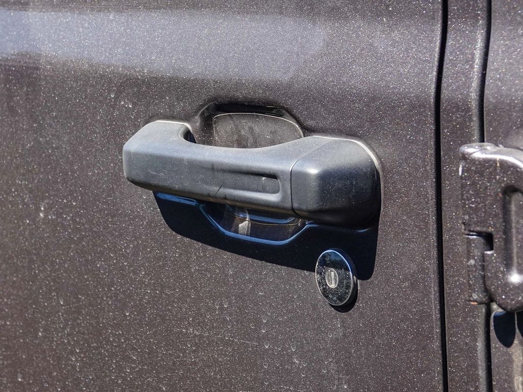 Thumbnail: 2026 Jeep Wrangler - 18