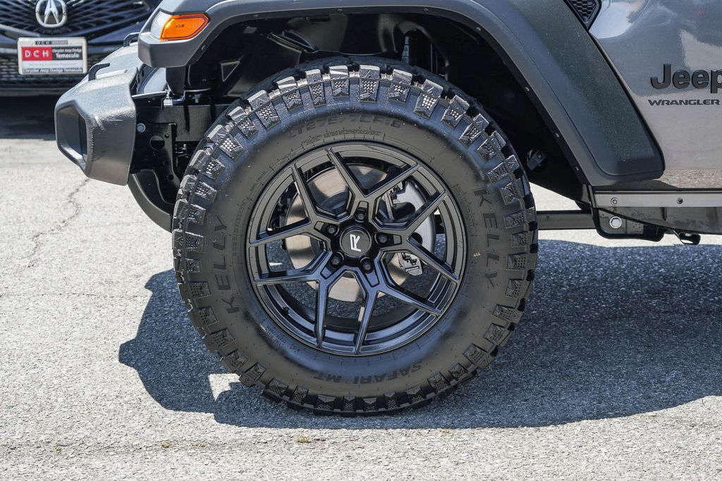 Thumbnail: 2026 Jeep Wrangler - 7