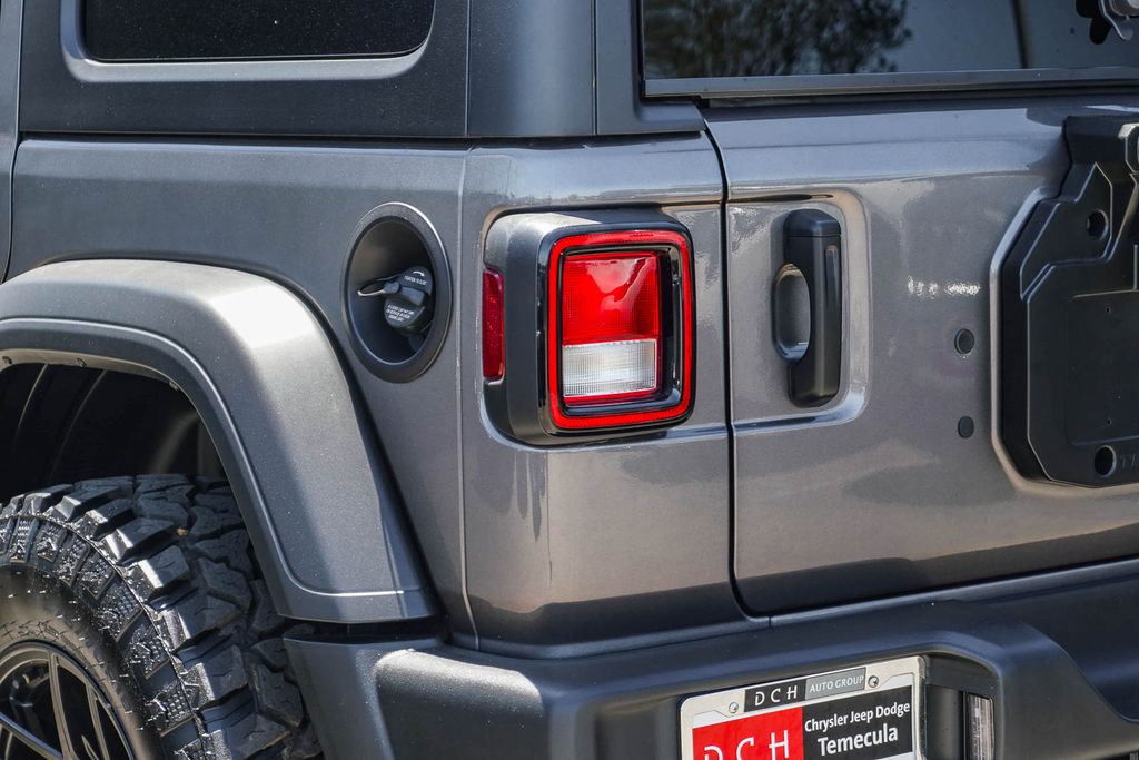 Thumbnail: 2026 Jeep Wrangler - 6