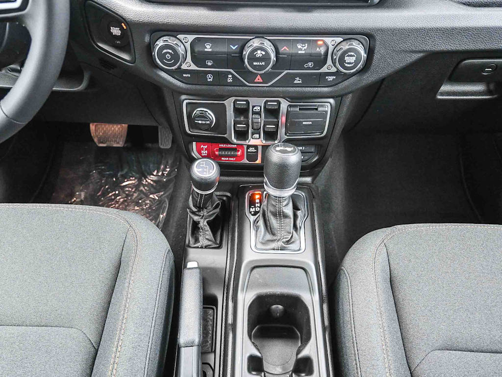 Thumbnail: 2026 Jeep Wrangler - 30