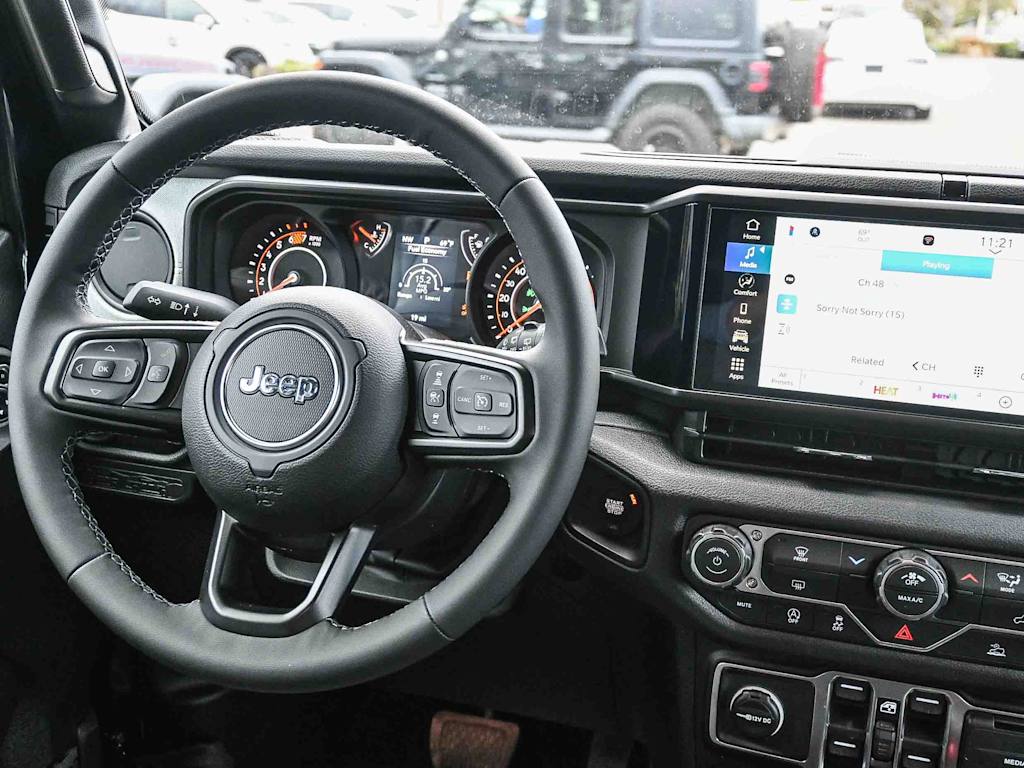 Thumbnail: 2026 Jeep Wrangler - 14