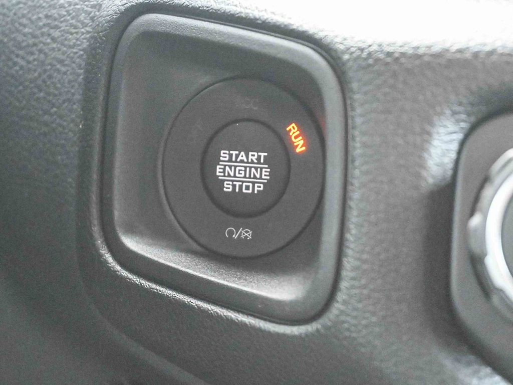 Thumbnail: 2026 Jeep Wrangler - 31