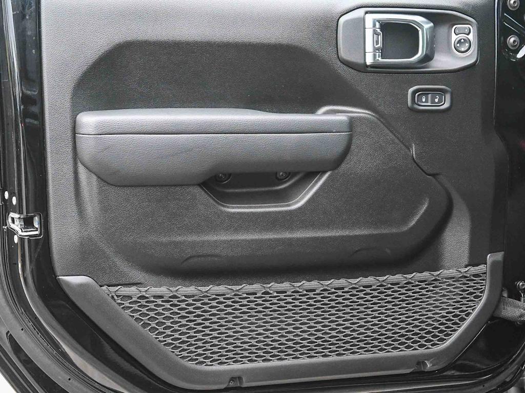 Thumbnail: 2026 Jeep Wrangler - 25