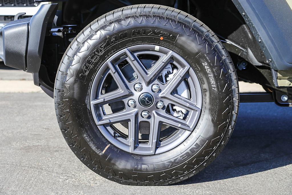 Thumbnail: 2025 Jeep Wrangler - 7