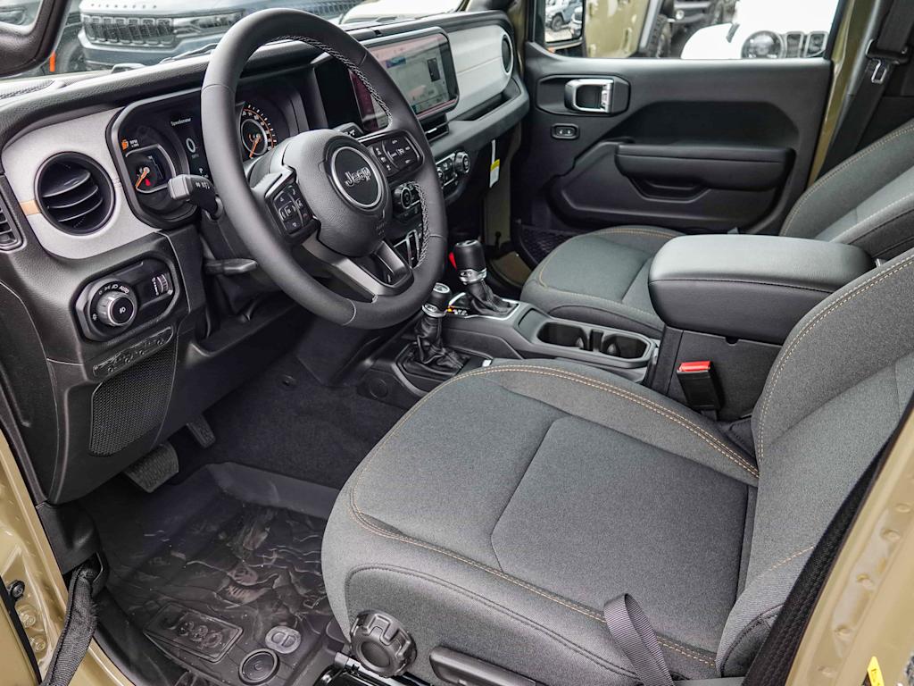 Thumbnail: 2025 Jeep Wrangler - 11