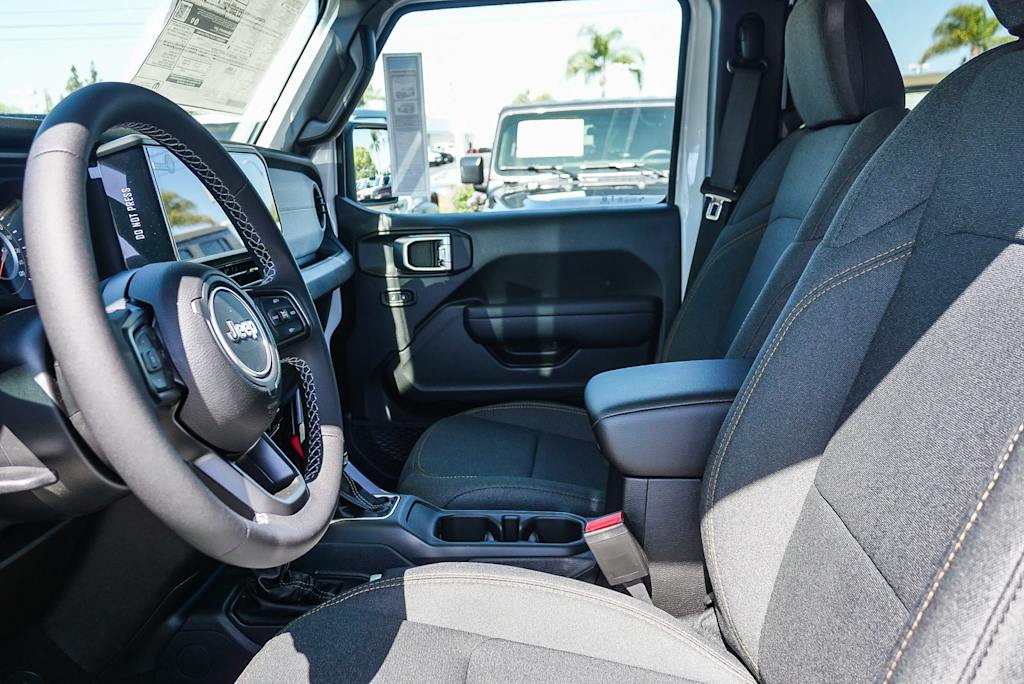 Thumbnail: 2026 Jeep Wrangler - 10