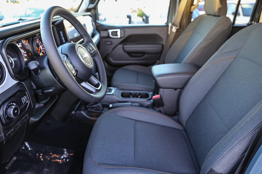 Thumbnail: 2026 Jeep Wrangler - 10