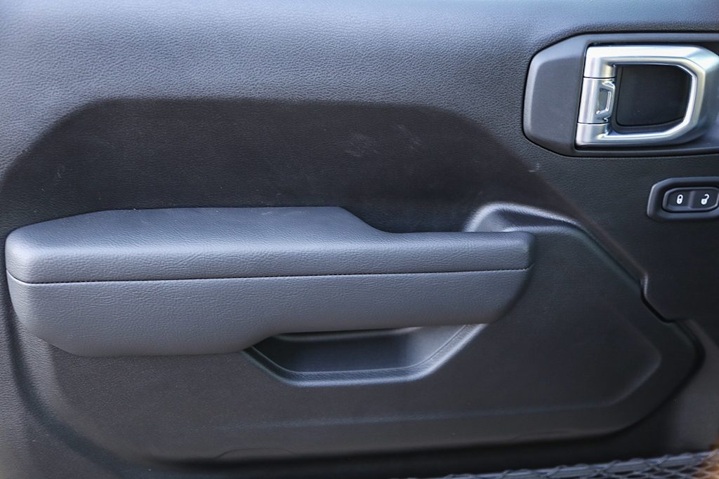 Thumbnail: 2026 Jeep Wrangler - 22