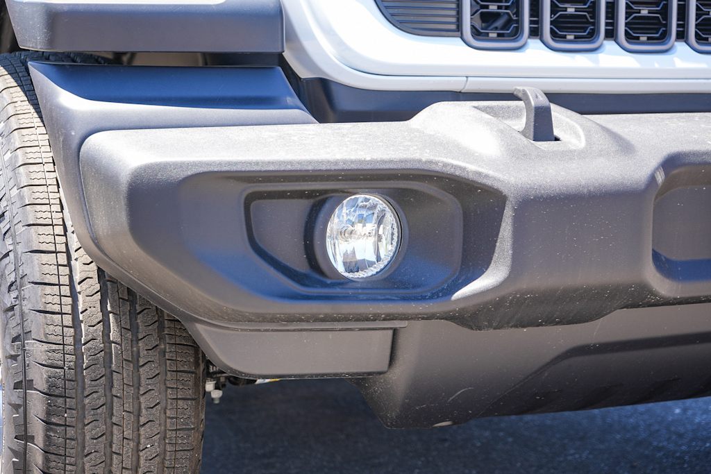 Thumbnail: 2026 Jeep Wrangler - 18