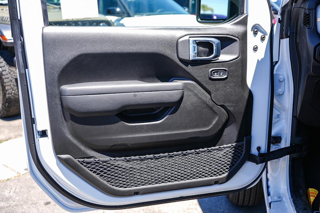 Thumbnail: 2026 Jeep Wrangler - 26