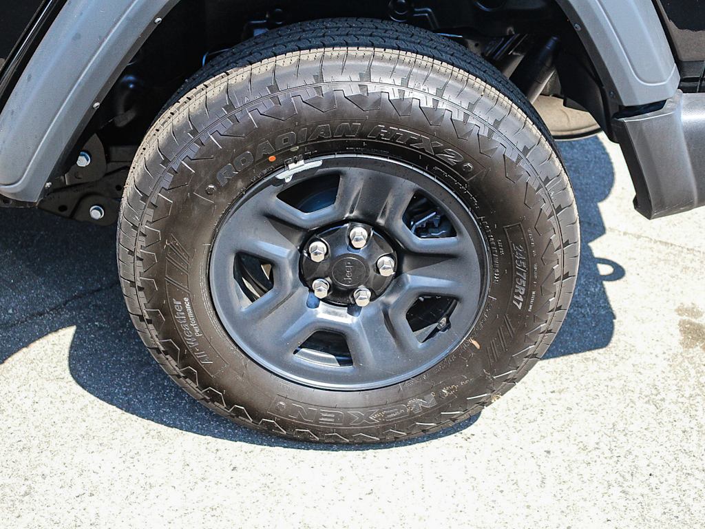 Thumbnail: 2026 Jeep Wrangler - 20