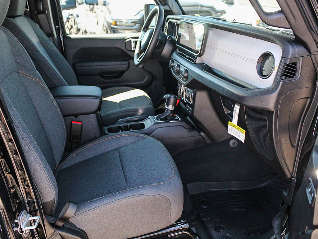 Thumbnail: 2026 Jeep Wrangler - 10