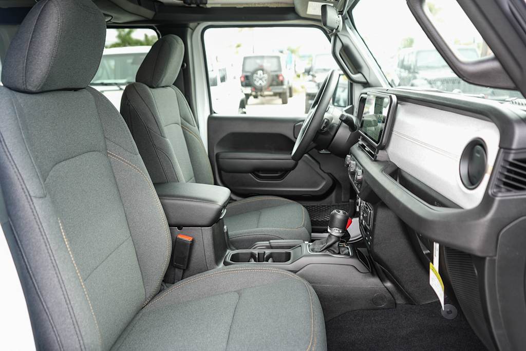 Thumbnail: 2026 Jeep Wrangler - 9