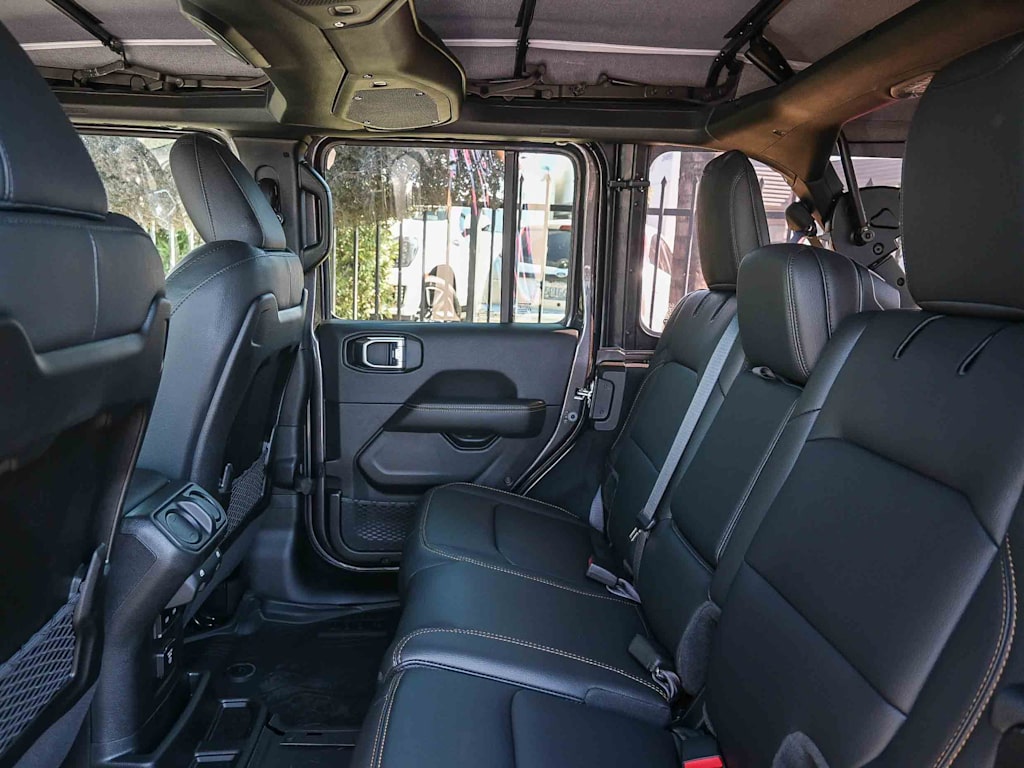 Thumbnail: 2025 Jeep Wrangler - 29