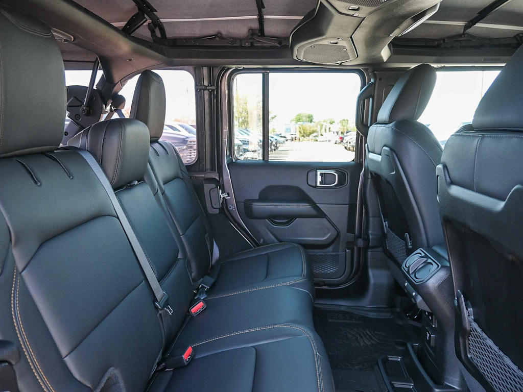 Thumbnail: 2025 Jeep Wrangler - 12