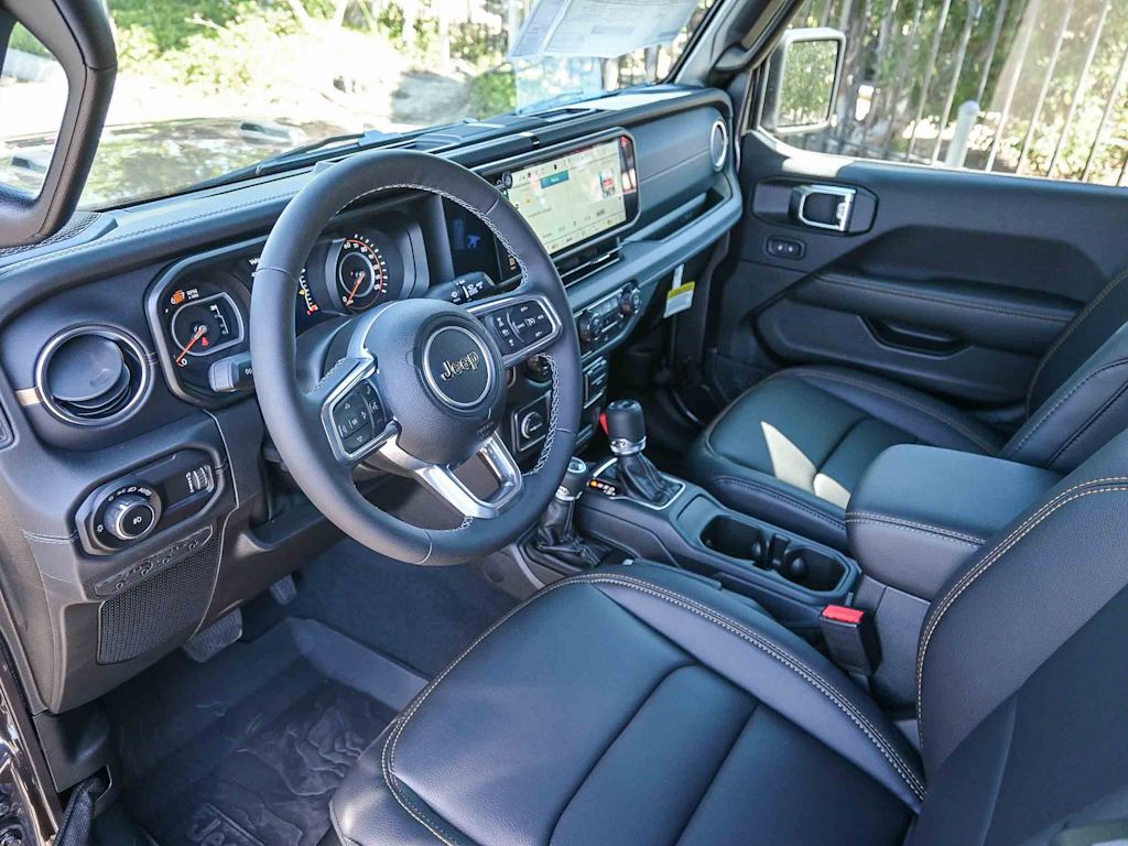 Thumbnail: 2025 Jeep Wrangler - 2