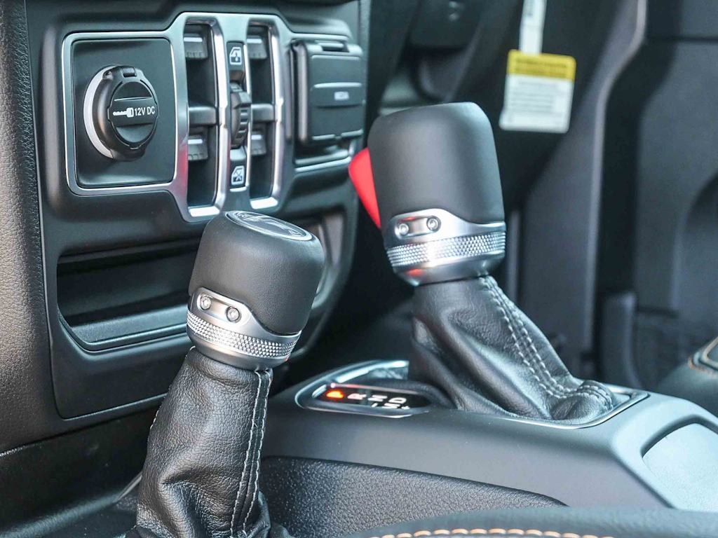 Thumbnail: 2025 Jeep Wrangler - 33