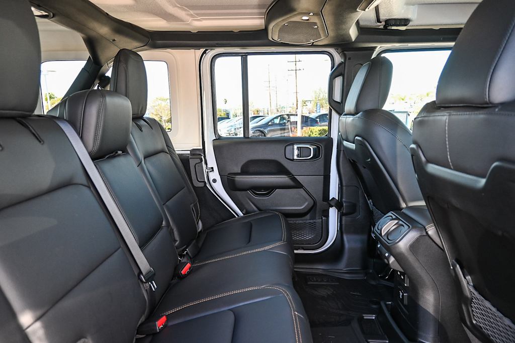 Thumbnail: 2026 Jeep Wrangler - 28