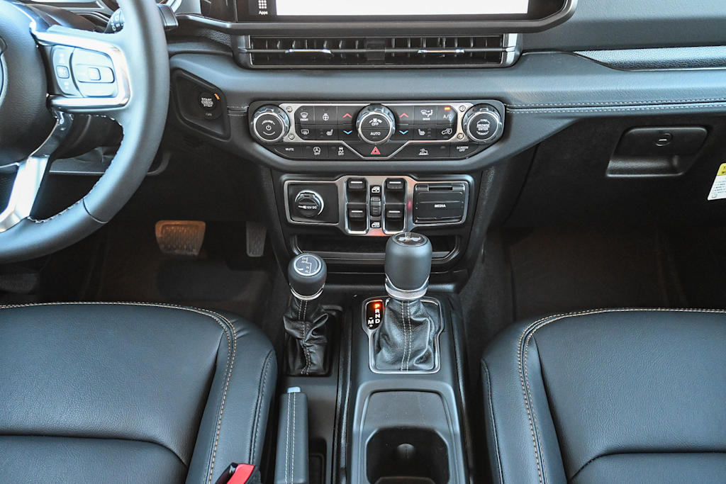 Thumbnail: 2026 Jeep Wrangler - 12